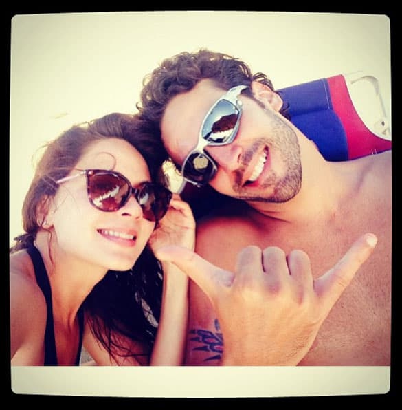 Así que tendremos que esperar para conocer si habrá una segunda boda.