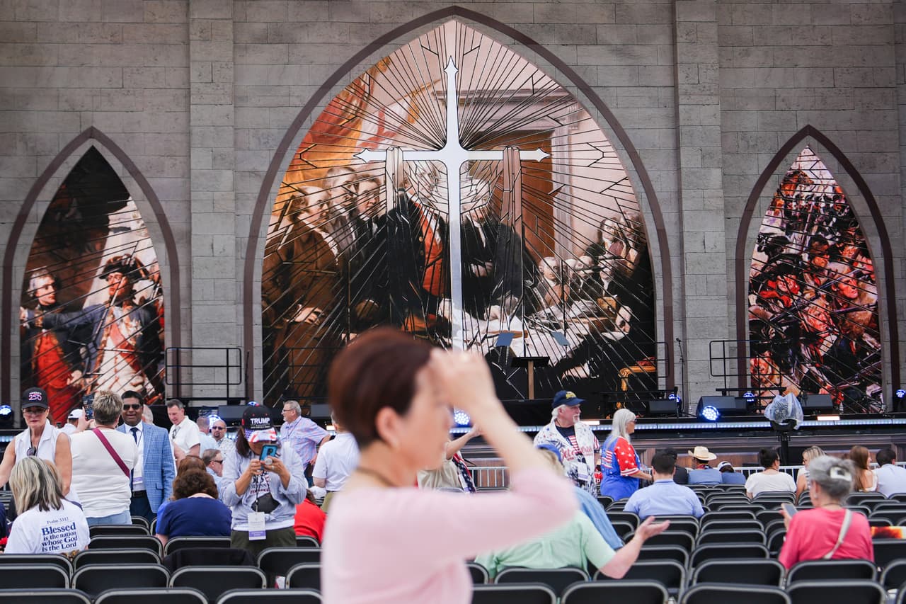 Trump respalda “Rededicate 250”, el evento religioso por el aniversario de Estados Unidos