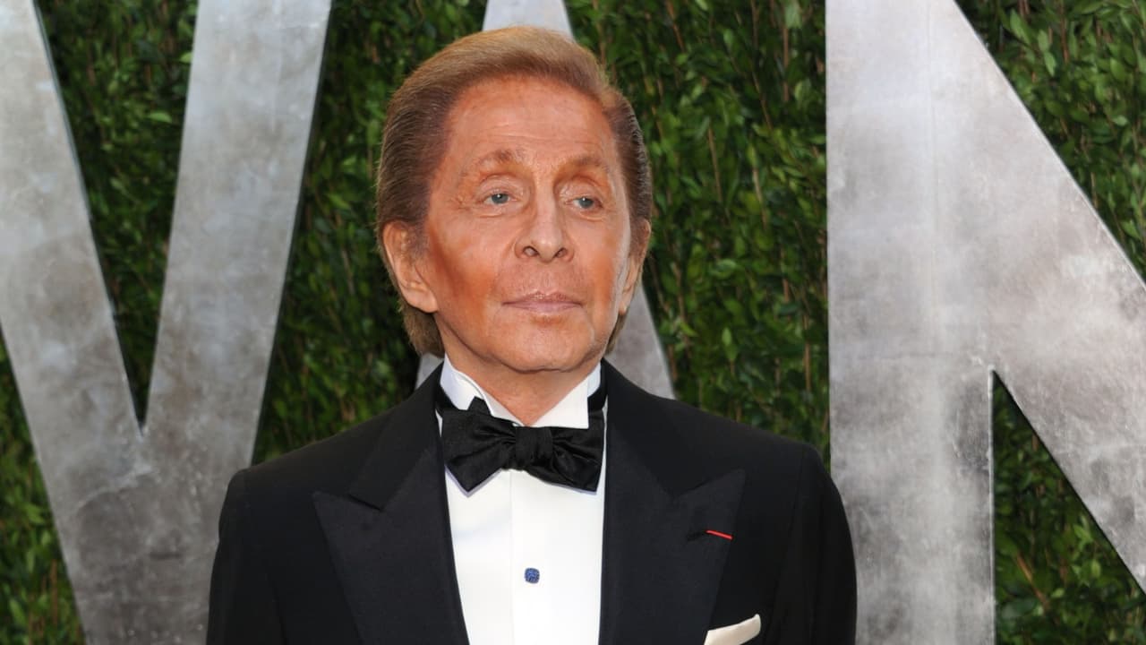 Muerte de Valentino: ¿Quién es el dueño actual de la marca de lujo?