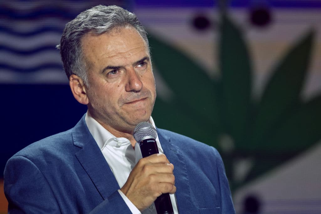 Quién es Yamandú Orsi, el nuevo presidente electo de Uruguay y heredero político de Pepe Mujica