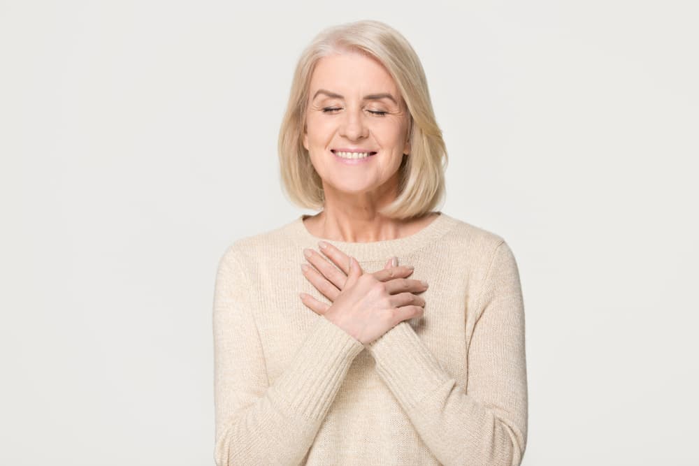 Los números
<b>cinco</b> son muy intuitivos, se guían por sus corazonadas, emociones y presentimientos, tienden a ver “más allá”.