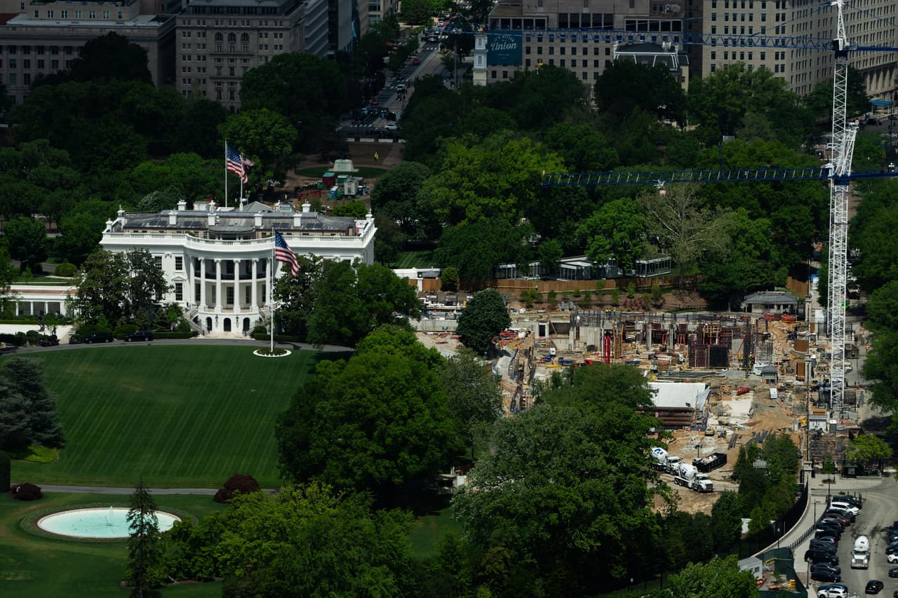 Búnker secreto de la Casa Blanca salió a la luz por pleito legal del salón de baile de Donald Trump