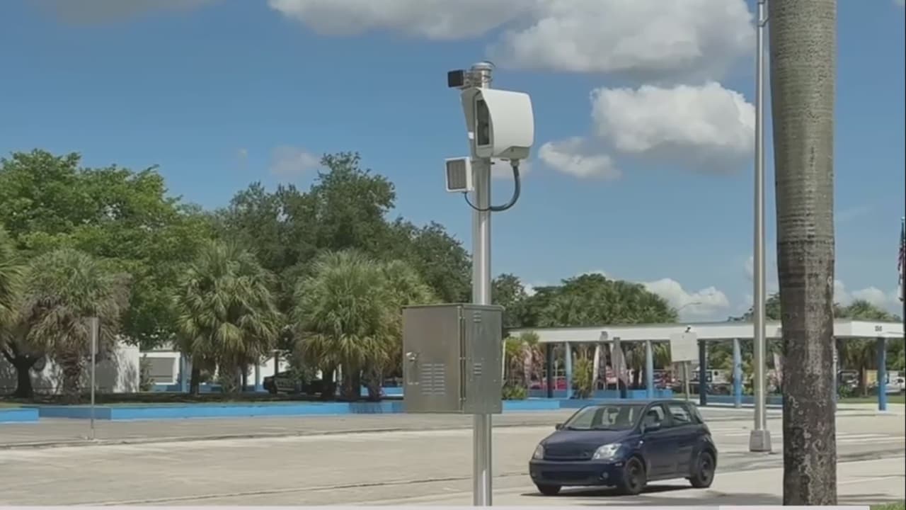 Nuevas cámaras en las escuelas detectarán exceso de velocidad, y conductores recibirán multa de $100