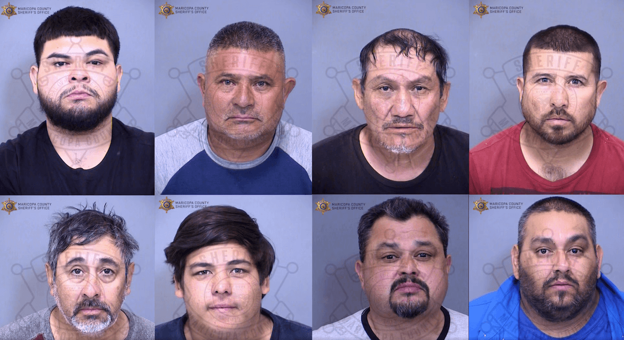Las autoridades identificaron a los detenidos como Abraham Casas, de 18 años; Jesús Hernández, de 49; Andy Vergara, de 40; y Edgar DeLeon, de 53.