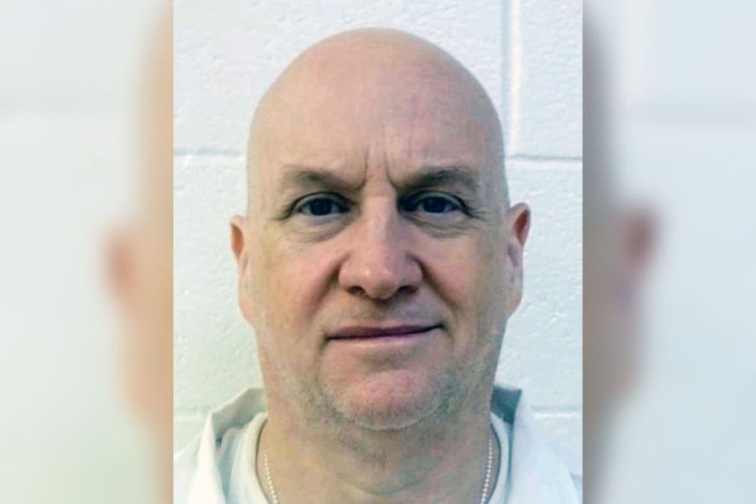 Capturan al "diablo de los Ozarks", el peligroso asesino convicto que escapó hace casi 2 semanas de una prisión de Arkansas