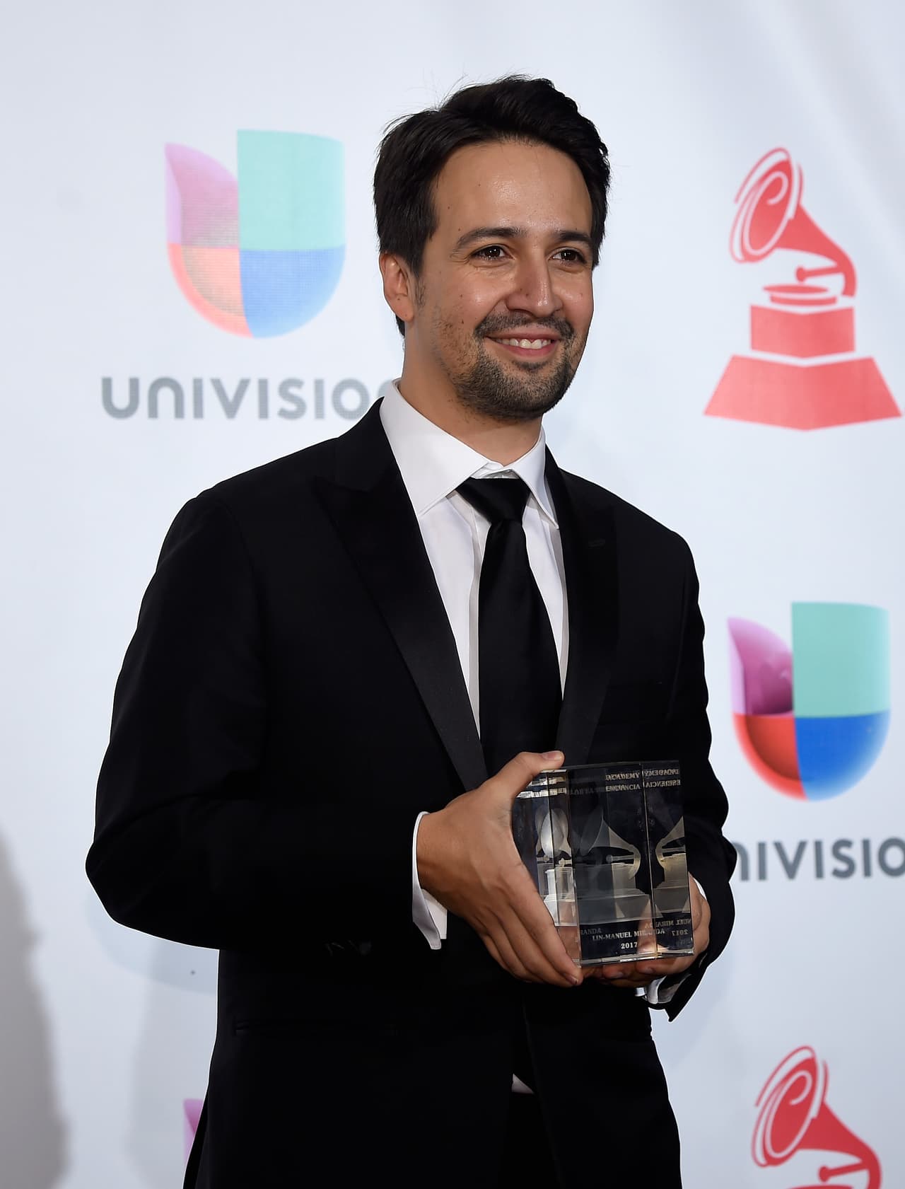 <b>Lin-Manuel Miranda</b>
<br>Honrado con el Premio de La Presidencia