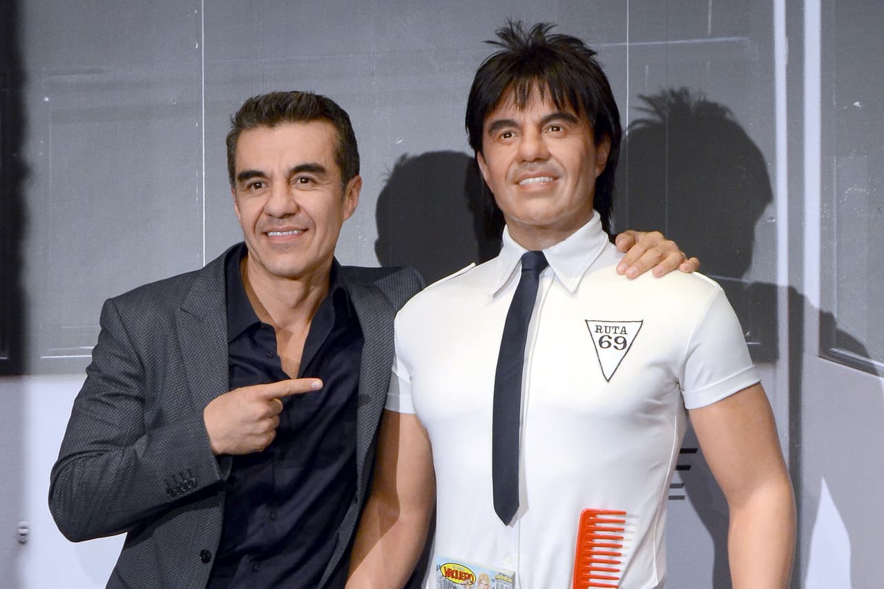 Además de ser considerado un ícono de la comedia,
<b>Adrián Uribe </b>se ha convertido en una inspiración para sus fans en redes sociales.
<br>