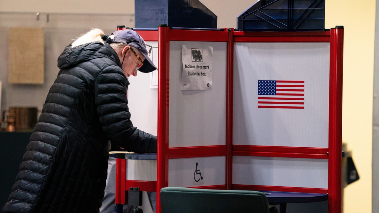 Elecciones especiales en Virginia: claves sobre votación de redistribución de distritos