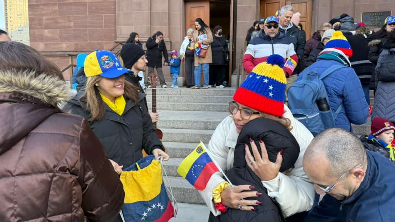 “Un paso para la libertad”, venezolanos realizan vigilia en Filadelfia