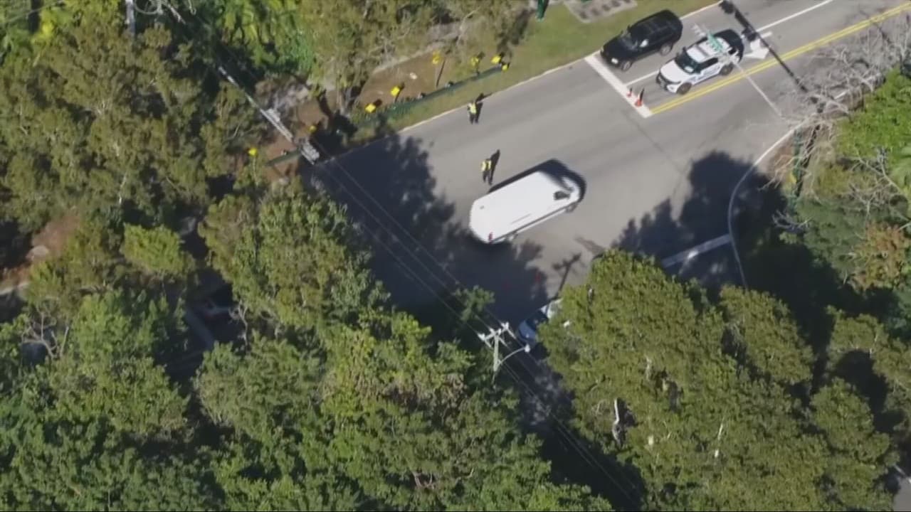 Policía de Coral Gables detiene otra vez varias camionetas con decenas de migrantes chinos