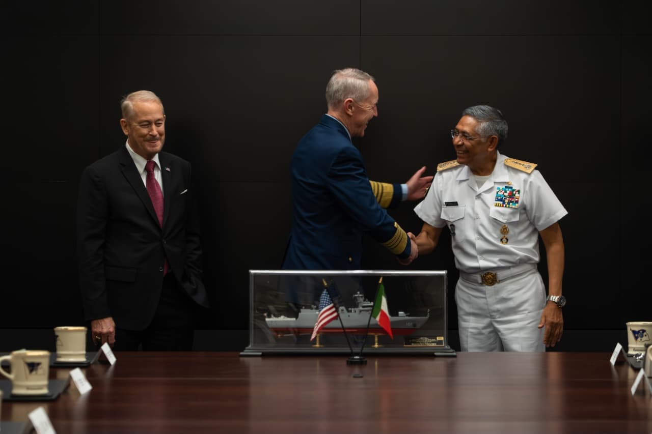 Las autoridades coincidieron en que el ámbito
<b> </b>marítimo continúa siendo uno de los espacios más dinámicos de la relación bilateral