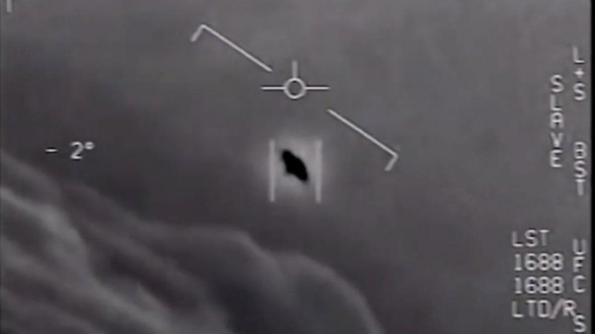 El Pentágono publica fotos, videos y archivos secretos sobre OVNIs