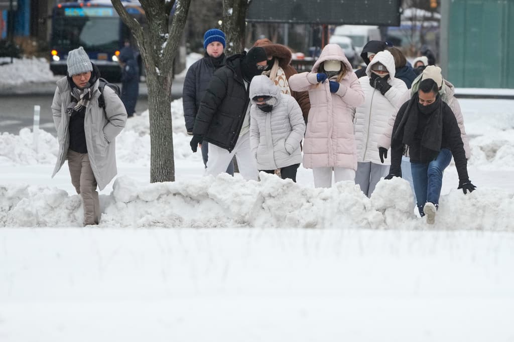 La costa este de EEUU se alista para nueva potente tormenta invernal