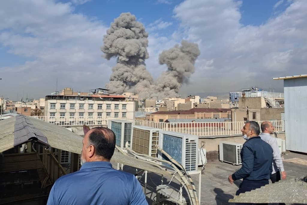 Irán dice haber atacado bases estadounidenses en Catar, EAU, Baréin y Kuwait