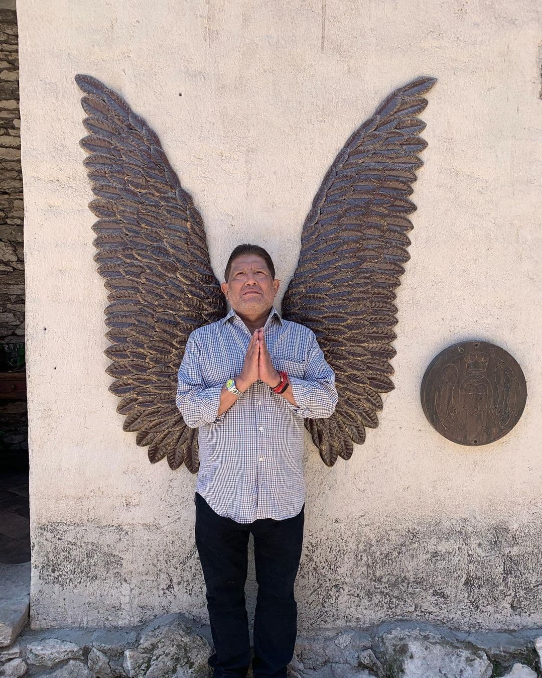 "Habría que preguntarles a ellas (si se acercaron por interés), pero en el momento en el que yo estoy con ellas siento que están con Juan Osorio.
<b> Nunca me pasó eso</b> (que estuvieran con él por un protagónico)", compartió.