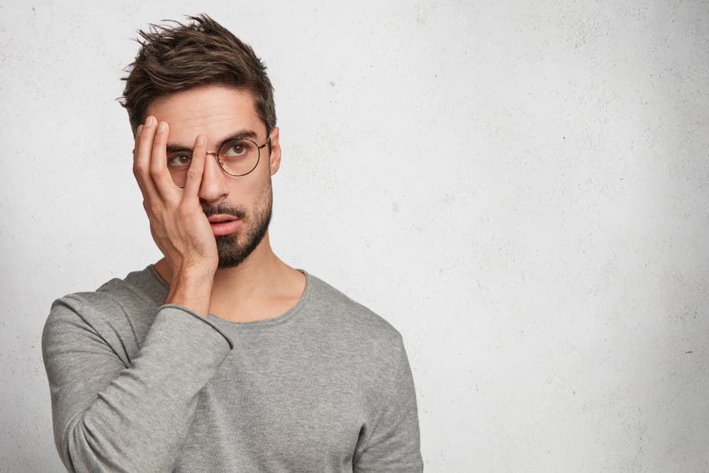 <b><u>Signos del elemento tierra en este mes de Géminis</u></b>
<br>
<b><u>(Géminis, Virgo y Capricornio)</u></b>
<br>
<br>Durante este mes de Géminis los cambios planetarios y aspectos que están ocurriendo en tu elemento tierra – solamente Capricornio tiene un planeta retrógrado, su regente, Saturno, el resto los tiene directos- tienden a aumentar tu sensibilidad y volverte muy aprensivo.