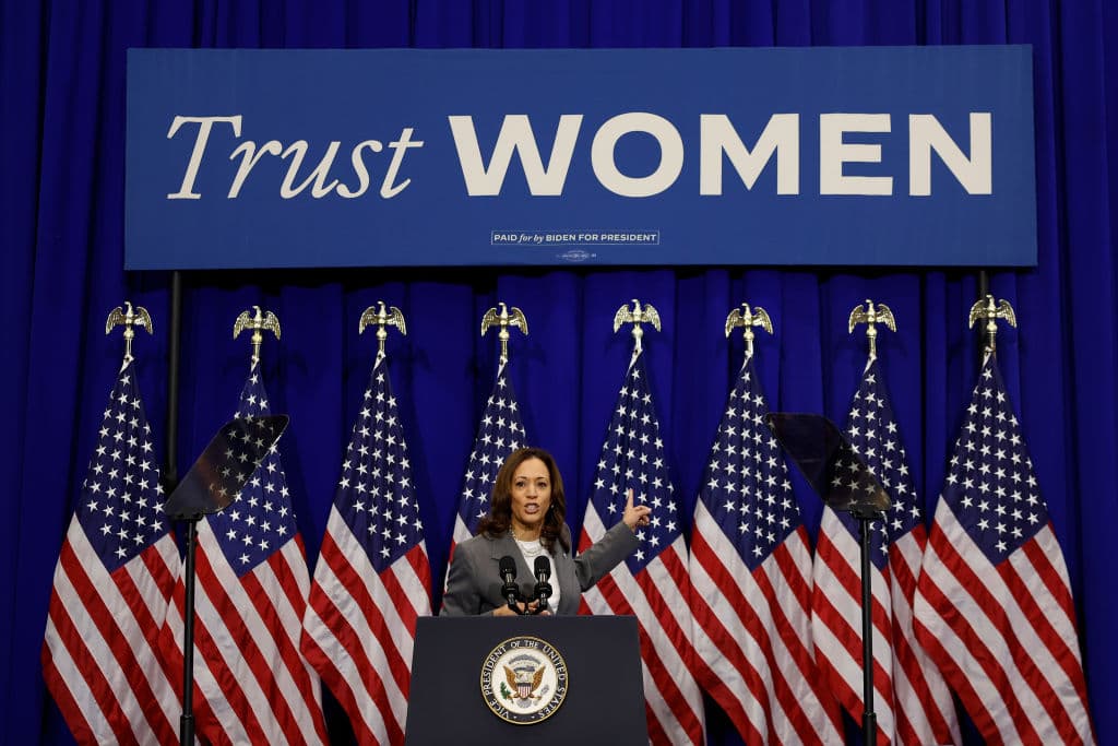 ¿Qué puede hacer Kamala Harris con relación al aborto si fuera elegida presidenta?