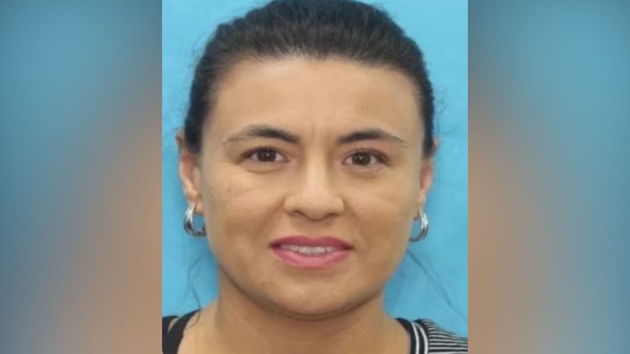 Maestra de San Antonio es arrestada por abuso sexual de un menor; podría haber más víctimas