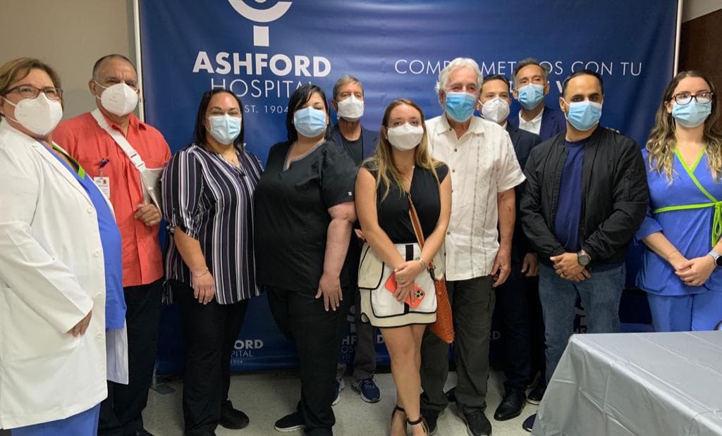 El hospital Ashford recibió 975 dosis de vacunas contra el coronavirus.