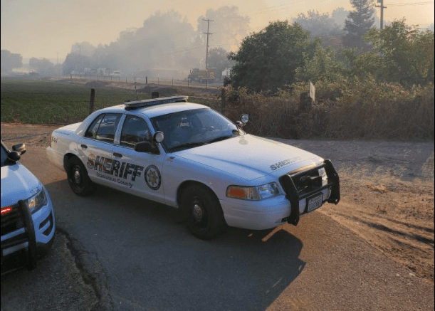 <h3 class="cms-H3-H3"><b>Condado de Stanislaus</b></h3>
<br>Puedes contactar al alguacil del condado a través del 209-552-2468 o hacer un reporte en
<a href="https://www.scsdonline.com/online-svcs/orm.html" target="_blank">este enlace.</a>