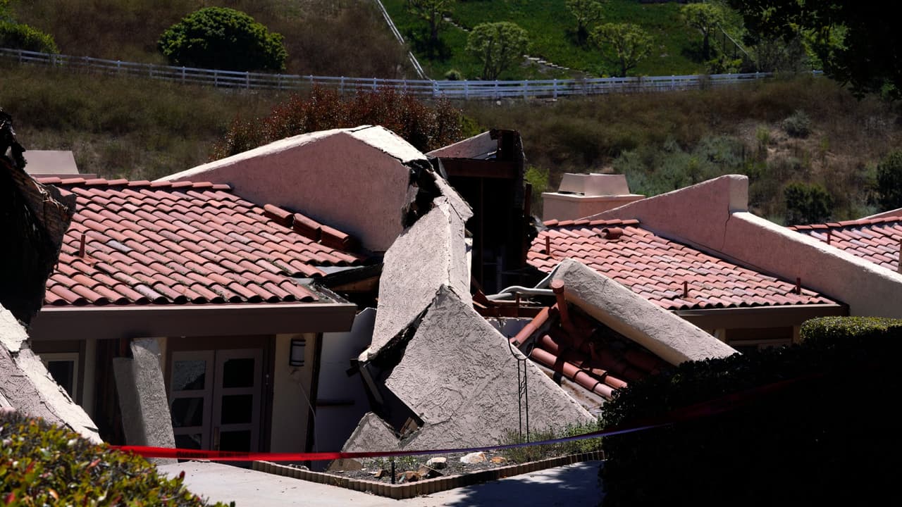 Emergencia en Rancho Palos Verdes con deslizamiento de tierra, advierten geólogos