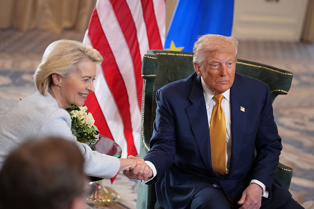 El acuerdo de Trump con la UE pone fin a la guerra comercial pero puede generar inflación: subirá costos para empresas y consumidores