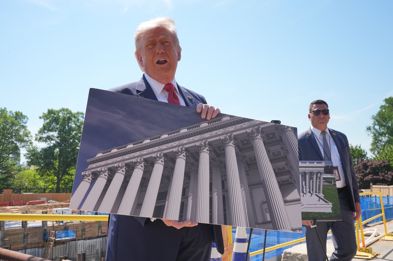 Abogados del gobierno dicen que un tribunal no puede detener la construcción del salón de baile de Trump