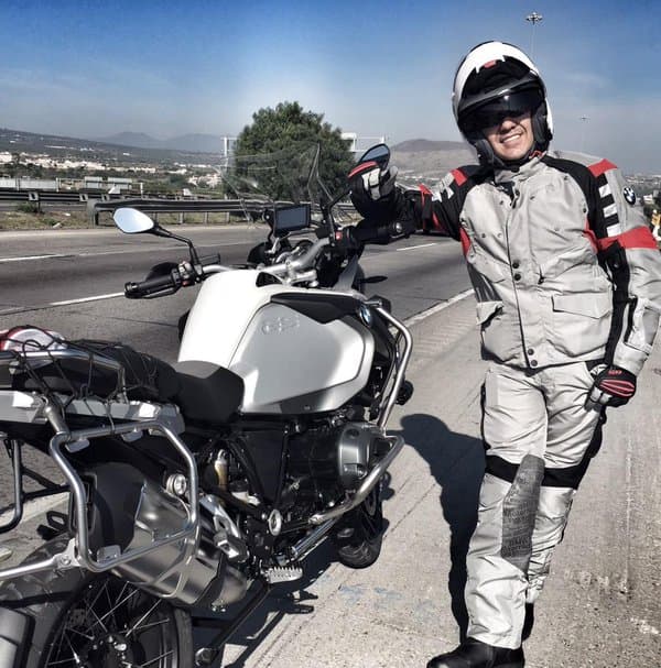 Al mismo tiempo le llegó la oportunidad de trabajar en el programa matutino Despierta América, de Univision, con el personaje del ‘Tamalero reportero’.