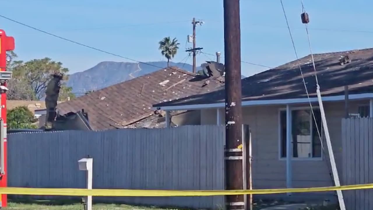 Explosión en Pacoima deja una persona en estado crítico y una vivienda parcialmente destruida