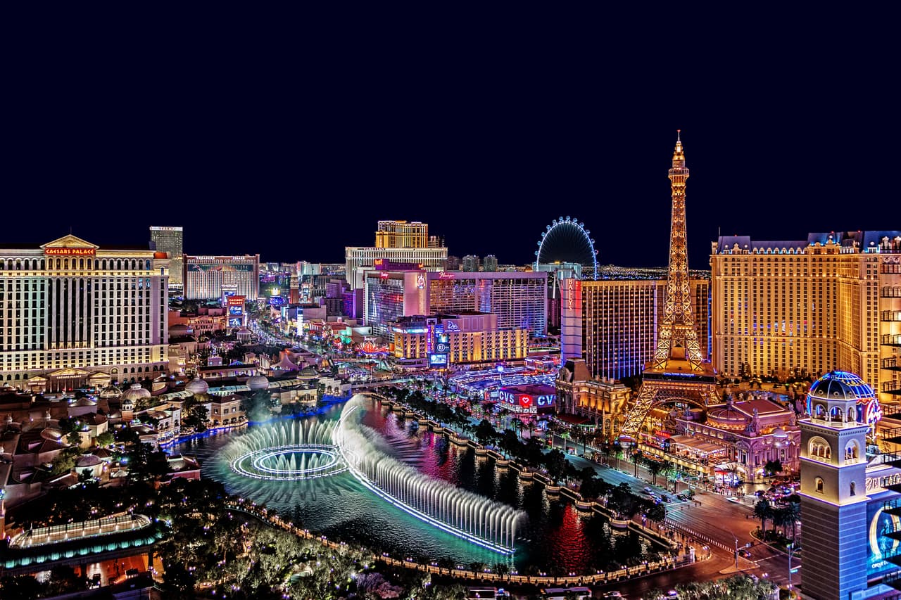 <h3 class="cms-H3-H3">16. Nevada</h3>
<br>
<br>A partir del 1 de julio de 2023, el salario mínimo de Nevada aumentará a $10.25 por hora para los empleadores que brinden beneficios de salud calificados y $11.25 por hora para aquellos que no lo hagan, de acuerdo con el sitio squareup.com.
<br>