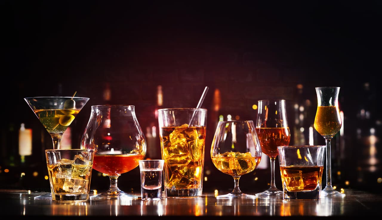 <h3 class="cms-H3-H3">12. Trabajadores en el sector que produce y vende alcohol</h3>
<br>
<br>⚒️ Incremento en el salario por hora en el último año: +15.4%
<br>
<br>⚒️ Salario por hora promedio, agosto de 2022: $37.19
<br>
<br>⚒️ Salario por hora promedio, agosto de 2021: $32.23
<br>