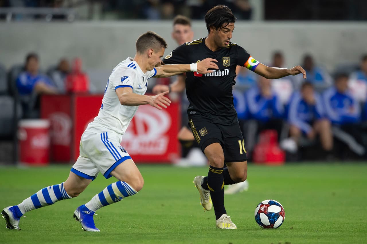 En los minutos finales, Carlos Vela siguió buscando al igual que su equipo aumentar el marcador, pero el 4-2 fue el resultado definitivo.