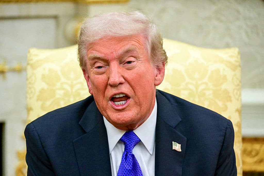 Trump anuncia que da por "terminadas" todas las negociaciones comerciales con Canadá
