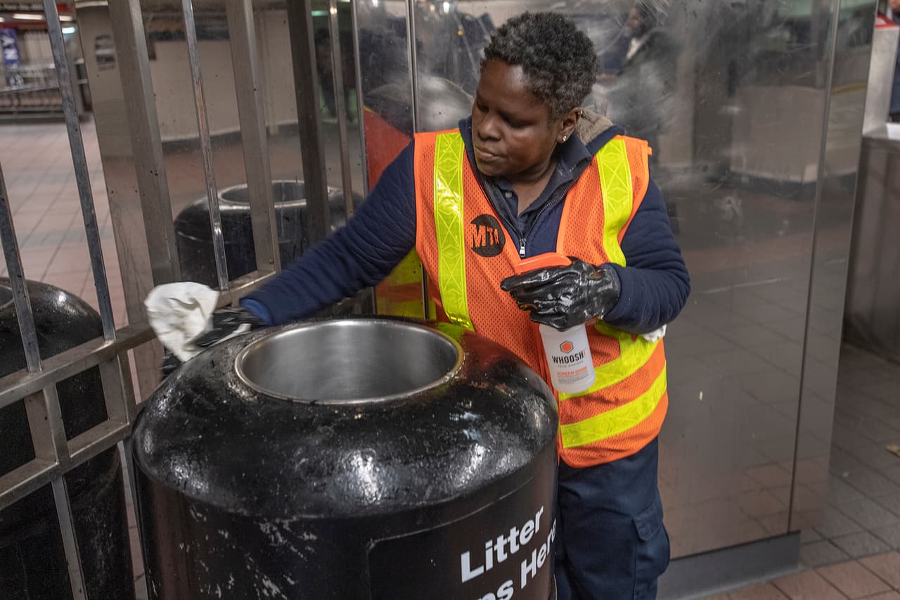 Además, anuncios en miles de pantallas de metro y autobús, así como en 84 estaciones del subway y más de 550 pantallas de ferrocarril, comenzarán a divulgar mensajes de prevención acerca de la enfermedad.