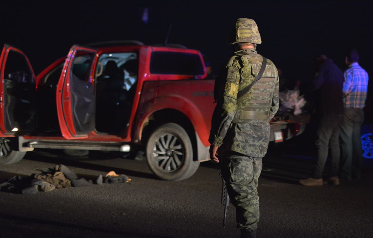 Ante la falta de líderes, quienes han sido capturados o murieron, los cárteles en México se atomizaron. Ahora el gobierno mexicano lucha no contra grandes organizaciones, sino contra pequeños grupos que disputan fracciones de lo que algún día fueron territorios controlados por el narcotráfico.
