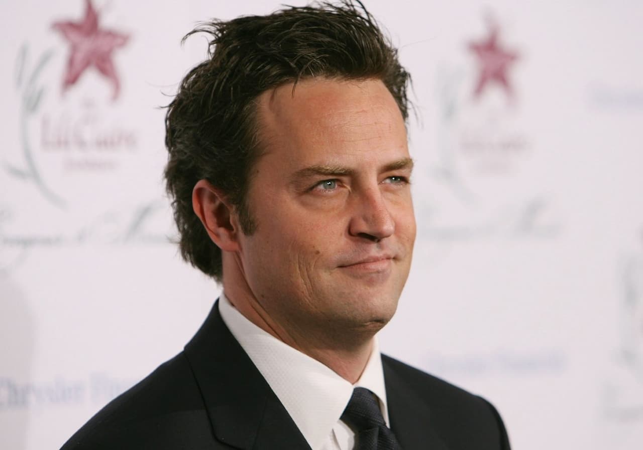 Condenado a dos años de cárcel por ayudar a Matthew Perry a conseguir la ketamina que acabó con su vida