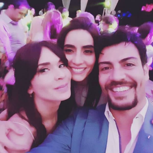 Adriana Louvier, Paola Núñez y Andrés palacios tienen una linda amistad desde hace muchos años.