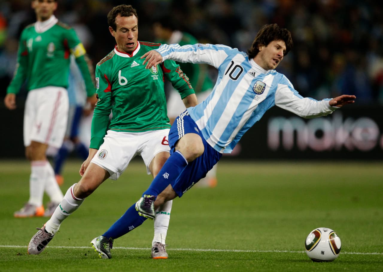 ¿Cómo ha sido la evolución tecnológica en los uniformes de futbol?