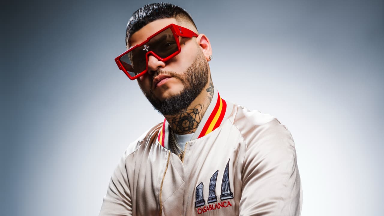 <h3 class="cms-H3-H3"><b>Farruko</b></h3>
<b> </b>
<br>
<b>8 nominaciones</b>
<br>Canción Del Año
<br>Remix Del Año
<br>La Mezcla Perfecta Del Año
<br>Canción Del Año – Pop-Urbano
<br>Canción Del Año – Pop-Urbano/Dance
<br>Artista Masculino Del Año – Urbano
<br>Canción Del Año – Urbano
<br>Álbum Del Año – Urbano
<br>