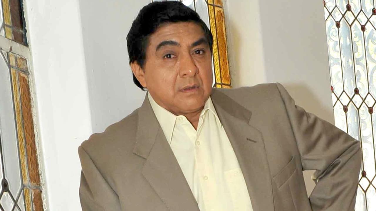 Carlos Bonavides dice que tiene problemas económicos y "vive al día"