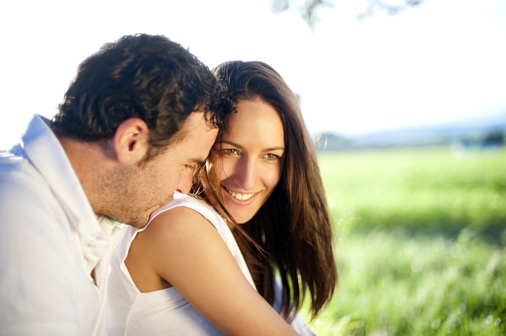 <b>Géminis con Capricornio, una relación rutinaria</b>
<br>Aunque en sí no es una mala combinación tampoco es la mejor porque los temperamentos y caracteres no podían ser más diferentes. Géminis es muy ágil, juvenil, despreocupado en general ante ciertas cosas que no toman tan en serio.