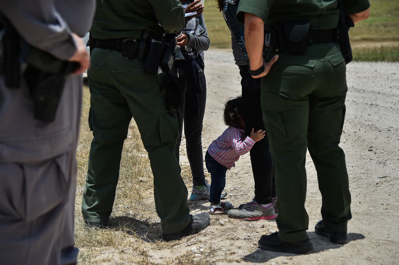 Gobierno de Trump pone en la mira a miles de menores migrantes no acompañados