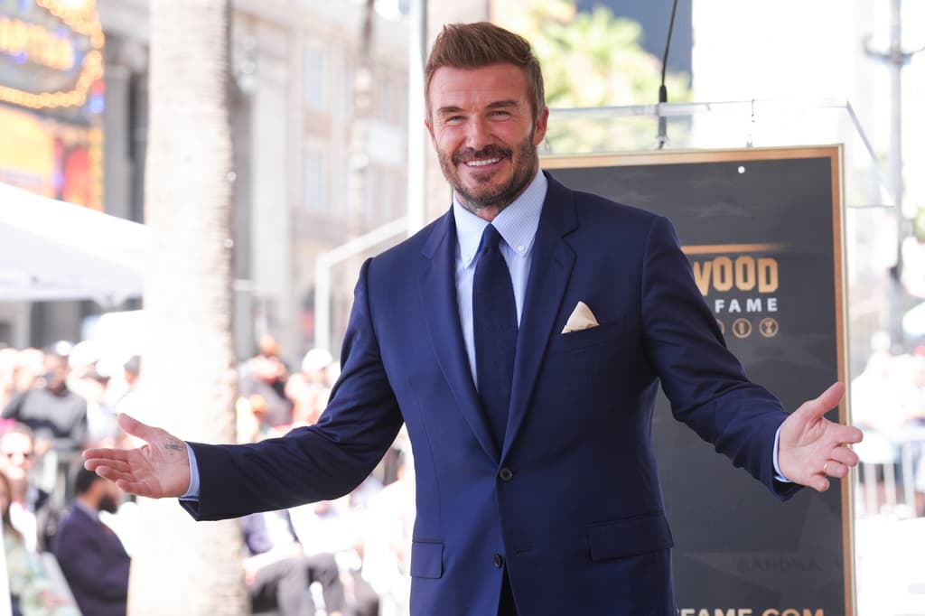 Sobre su familia, Beckham declaró: “Voy a emocionarme ahora. Hijos, espero que traigan a mis nietos aquí algún día y les cuenten sobre un niño que soñó en grande. Hacerlos a todos orgullosos es mi mayor logro”. Agradeció también a sus padres, hermanas, compañeros y seguidores. En la foto: David Beckham.