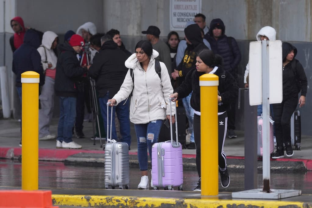 Quiénes SÍ y quiénes NO podrán viajar a EEUU tras la prohibición impuesta por Trump