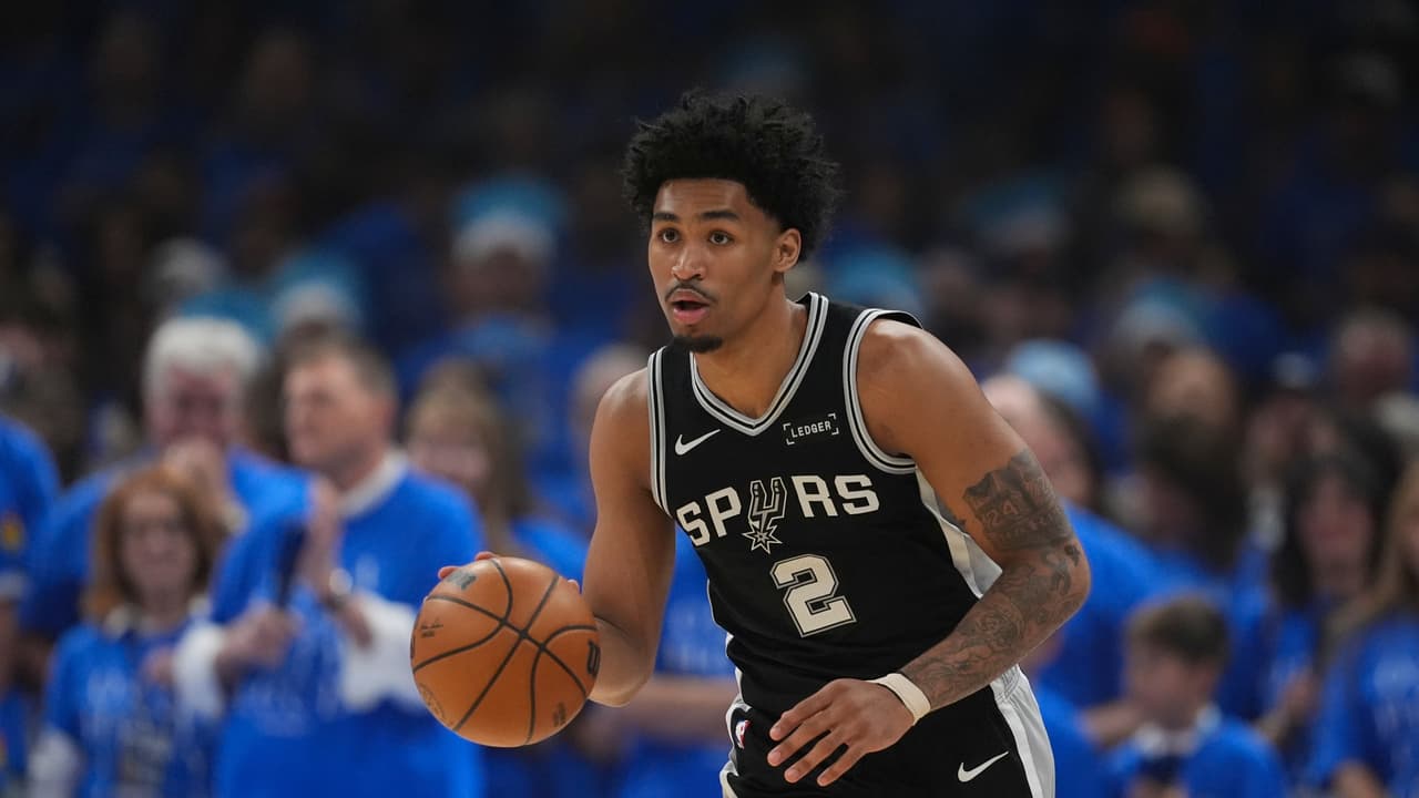 Dylan Harper de los Spurs hace historia al formar parte del 'equipo de novatos' de la NBA
