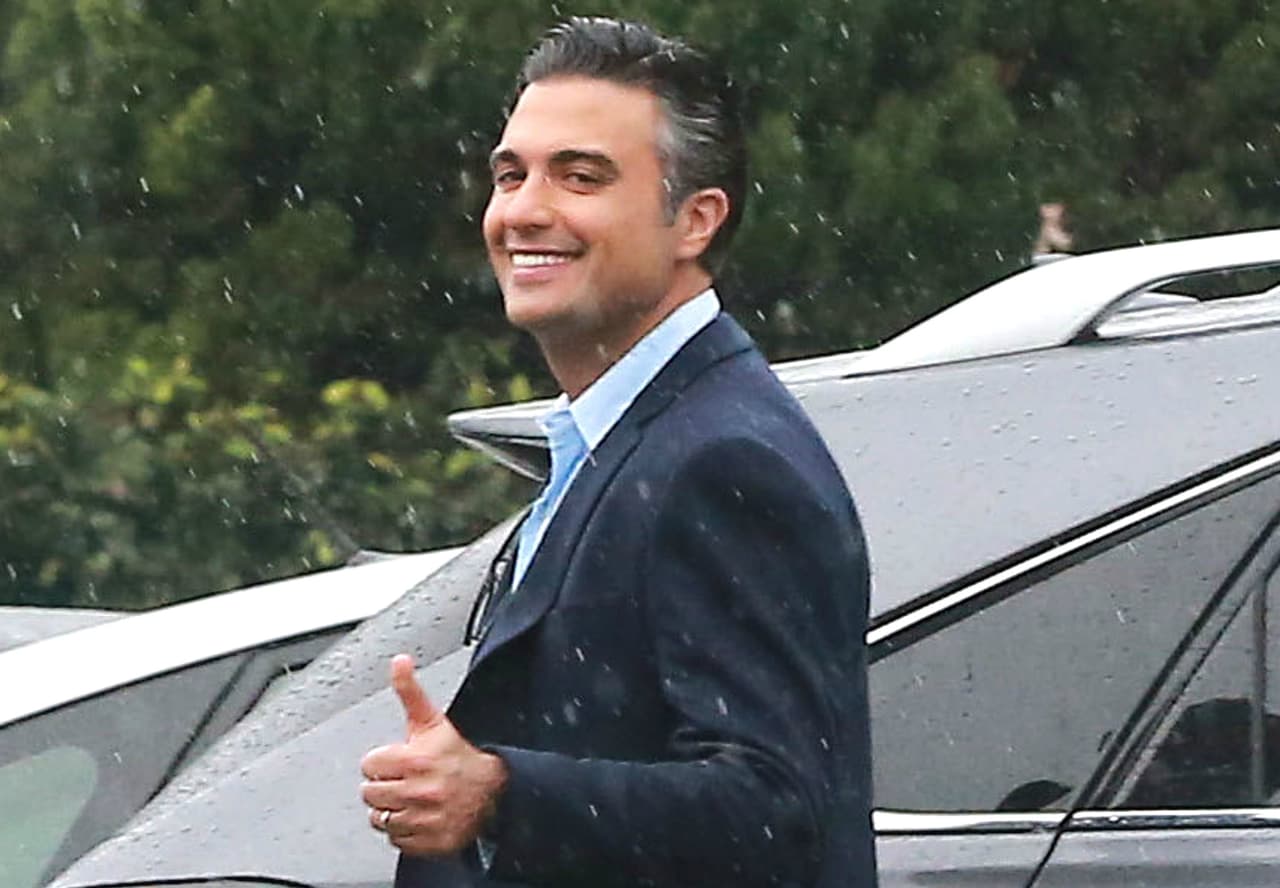 Un lunes lluvioso debuta Jaime Camil en Broadway.