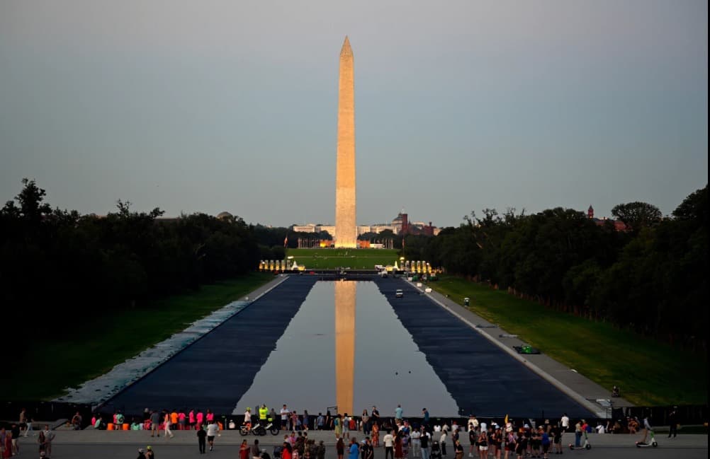 El Estanque Reflectante del Monumento a Lincoln comenzó a llenarse nuevamente el jueves 4 de junio, según informó el presidente Donald Trump desde el Despacho Oval.