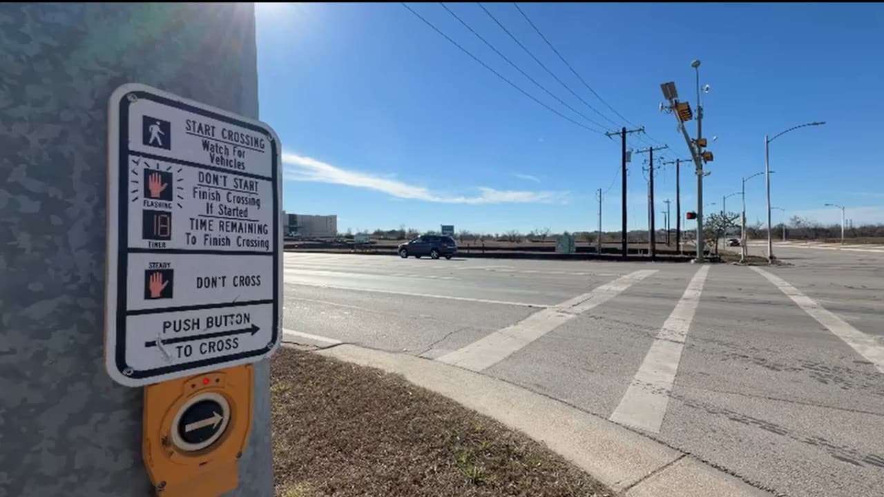 Choque cerca de la preparatoria San Marcos deja 4 heridos, incluidos 2 niños