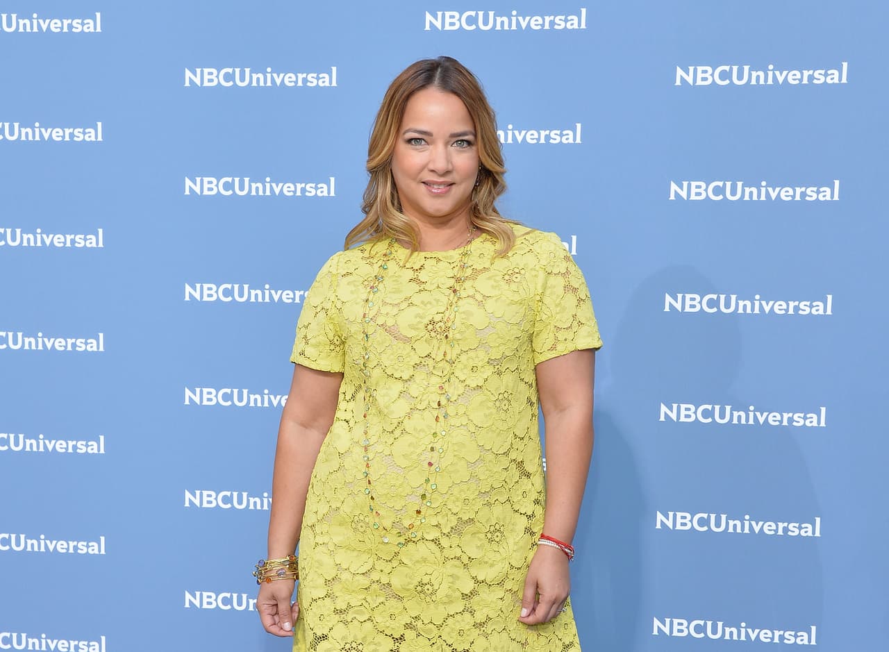 Adamari López tiene los mejores trucos de moda para las mujeres petite ¡te encantarán!