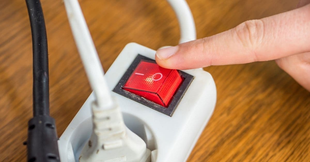 5 pequeños (pero muy inteligentes) trucos para ahorrar dinero en casa